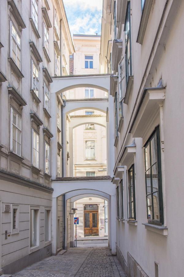 Vienna Hideaways - Nikolai Homes ภายนอก รูปภาพ
