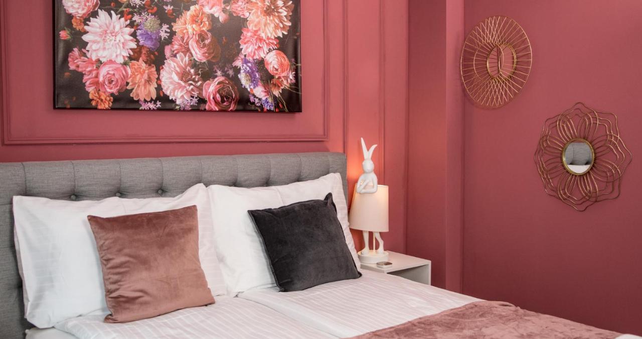 Vienna Hideaways - Nikolai Homes ภายนอก รูปภาพ